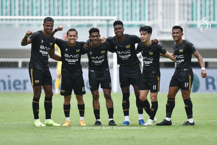 Super League - Dewa United kalahkan Persis telak 5-1