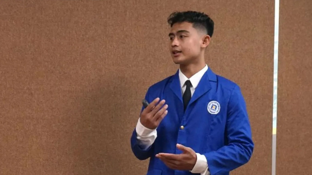 Pratama Arhan Bakal Jadi Lulusan Perdana Udinus Berijazah “Blockchain”